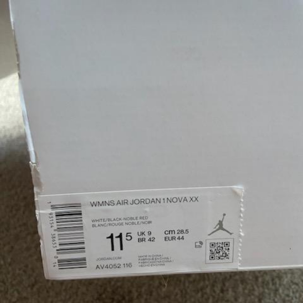 Nike Women's Jordan Novas with box - Picture 7 of 7
